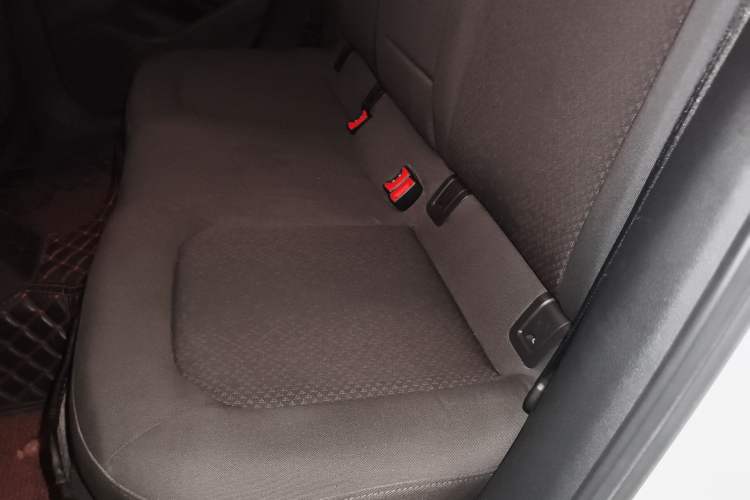 Used Audi A3 2019 Limousine 35 TFSI Ambition China VI Left Rear Seat