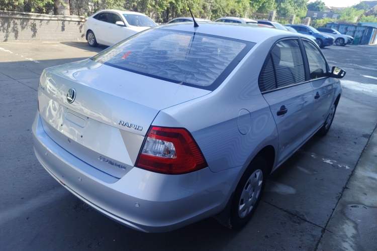 Used Skoda Rapid 2016 1.4L Manual Front-Wheel Drive Model