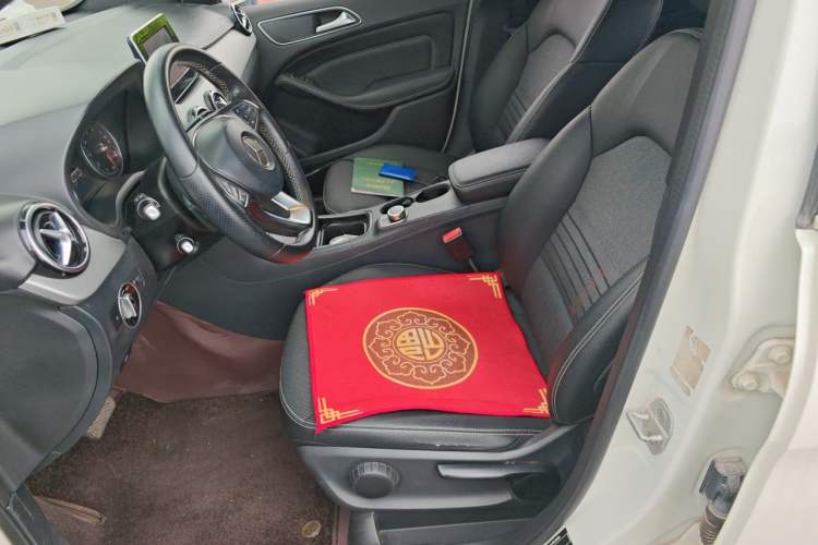 Used Mercedes-Benz B-Class 2015 B 200 Sport Edition Left Front Seat