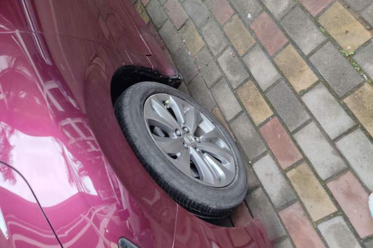 Used Honda Jade 2017 1.8L automatic Comfort version 5 seats