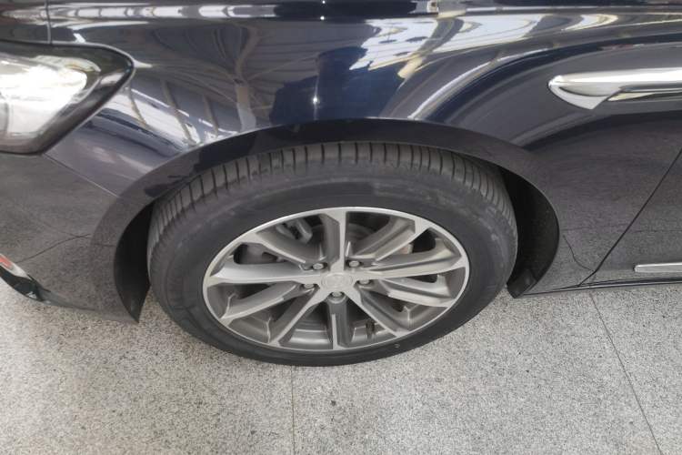 Used Buick LaCrosse 2021 652T Luxury Model Exterior 4