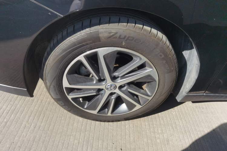 Used Venucia D60 2019 1.6L XL CVT SmartConnect Elite Edition (ISS)