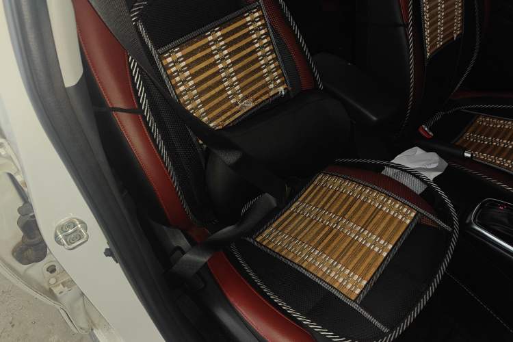 Used Kia KX Cross 2018 1.6L Automatic Dynamic Sunroof Version Right Front Seat