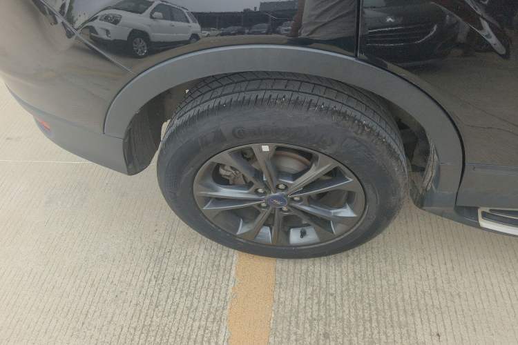 Used Ford Kuga 2019 EcoBoost 180 Two-Wheel-Drive Platinum Edition China VI Standard
