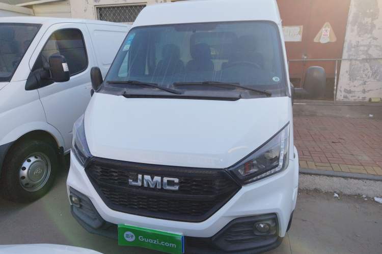 Used JMC Transit 2021 2.8T Space King Standard Version Short Wheelbase Mid-Height Roof 3-Seater Diesel Euro VI JX493 Front