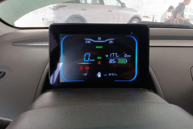 Used CHANGAN NEVO Lumin 2022 210km Sweet Edition