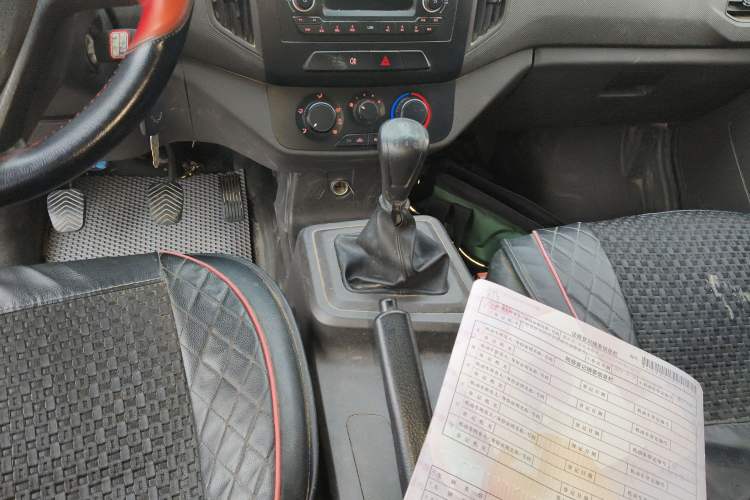 Used Wuling Rongguang New Truck 2019 1.5L Double-Cab China VI L3C
