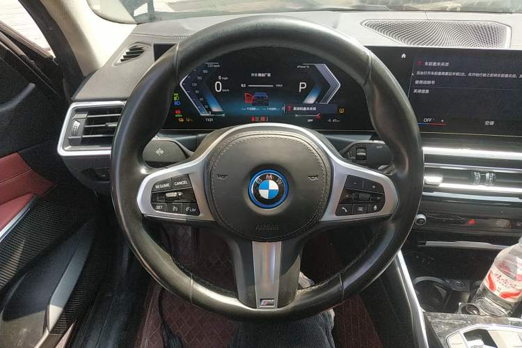 Used BMW i3 2022 eDrive 35 L Steering Wheel