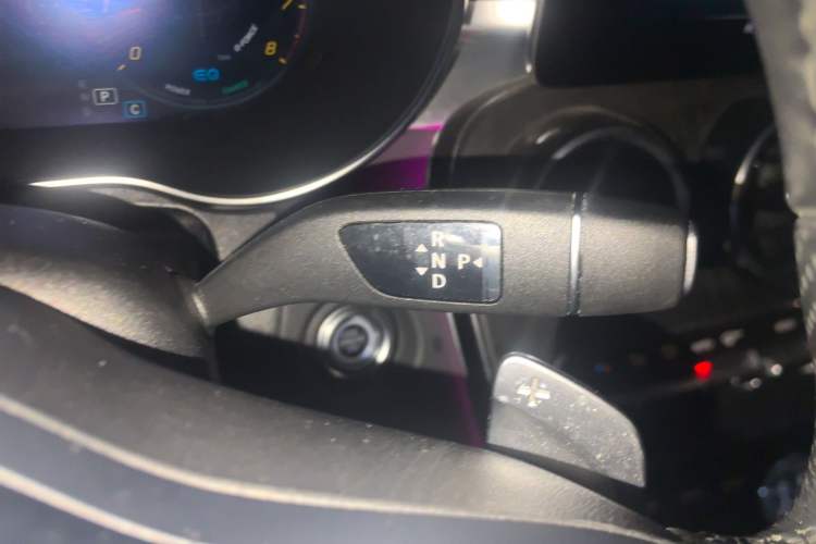 Used Mercedes-Benz C-Class 2021 C 260 L Sport Edition Star Collection Gear Lever