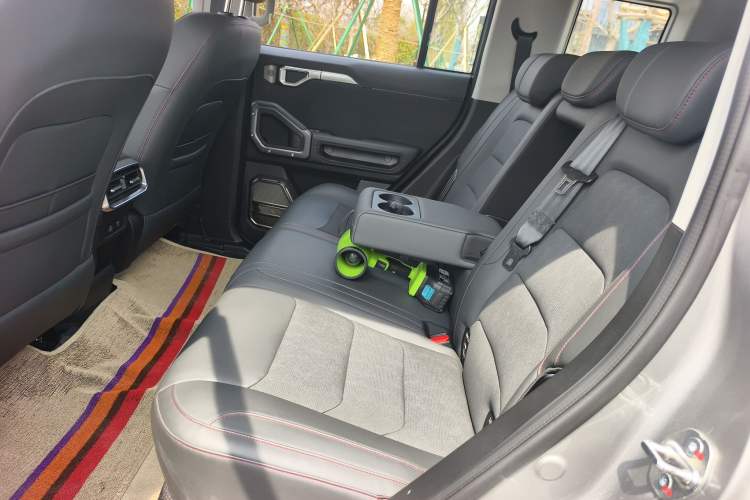 Used JETOUR Traveler 2023 2.0T Four-Wheel Drive Conqueror