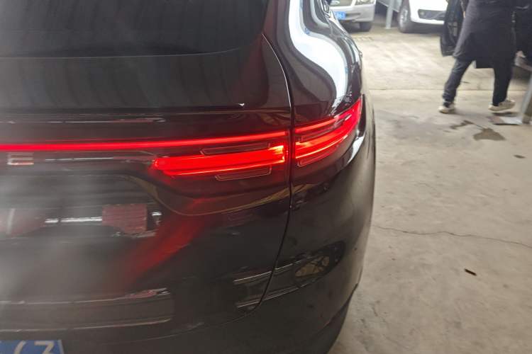 Used Porsche Cayenne 2019 Cayenne Coupé 3.0T
