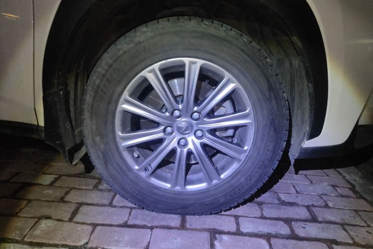 Used Lexus NX 2015 200 Front-Wheel Drive X-Trail SE Edition
