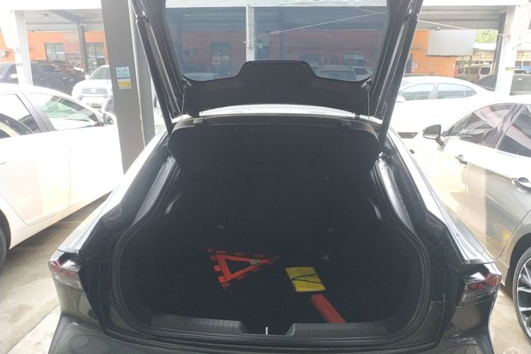 Used CHANGAN UNI-V 2024 1.5T Prestige Edition
