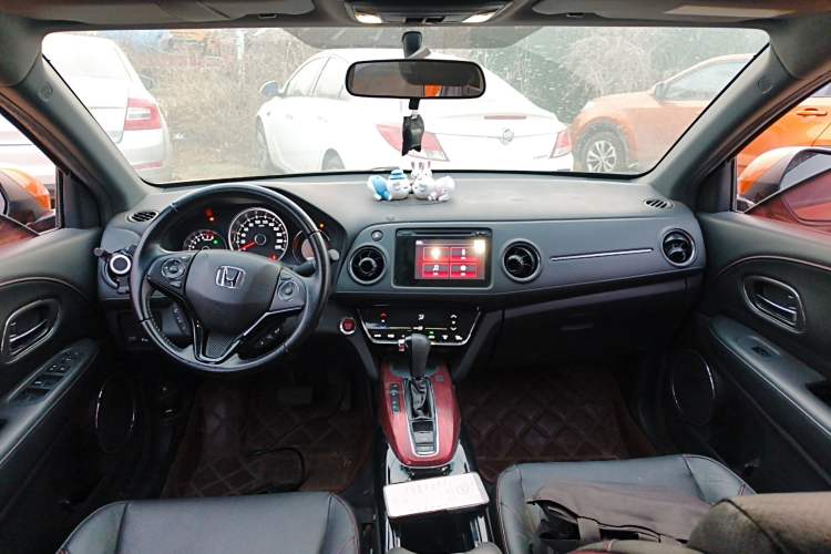 Used Honda XR-V 2015 1.8L VTi CVT Luxury Edition Center Console