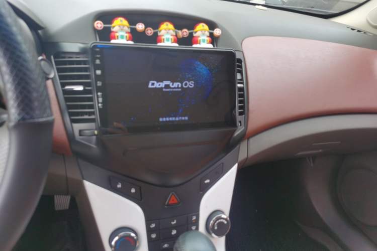 Used Chevrolet Cruze 2015 1.5L Classic SE AT Audio And AC Panel