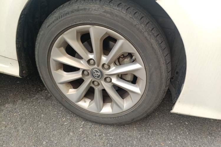 Used Toyota Corolla 2019 1.2T S-CVT GL-i Luxury Edition Right Front Wheel Hub