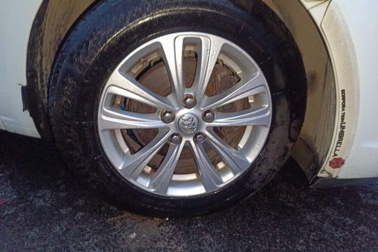 Used Buick GT 2017 15N Manual Entry-Level Trim