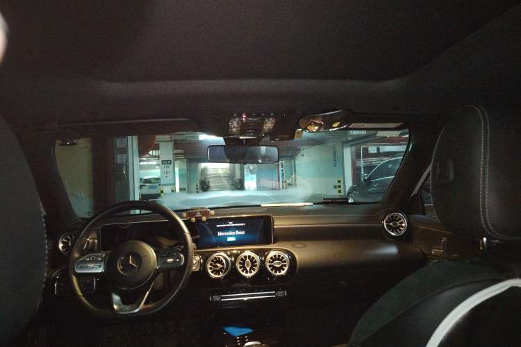 Used Mercedes-Benz A-Class 2019 A 200 L Sport Sedan Headliner