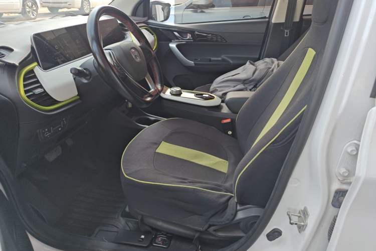 Used CHANGAN Benni E-Star 2022 Qingxin Edition Colorful Model Lithium-NMC
