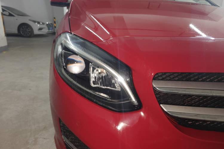 Used Mercedes-Benz B-Class 2018 B 200 Fashion Model