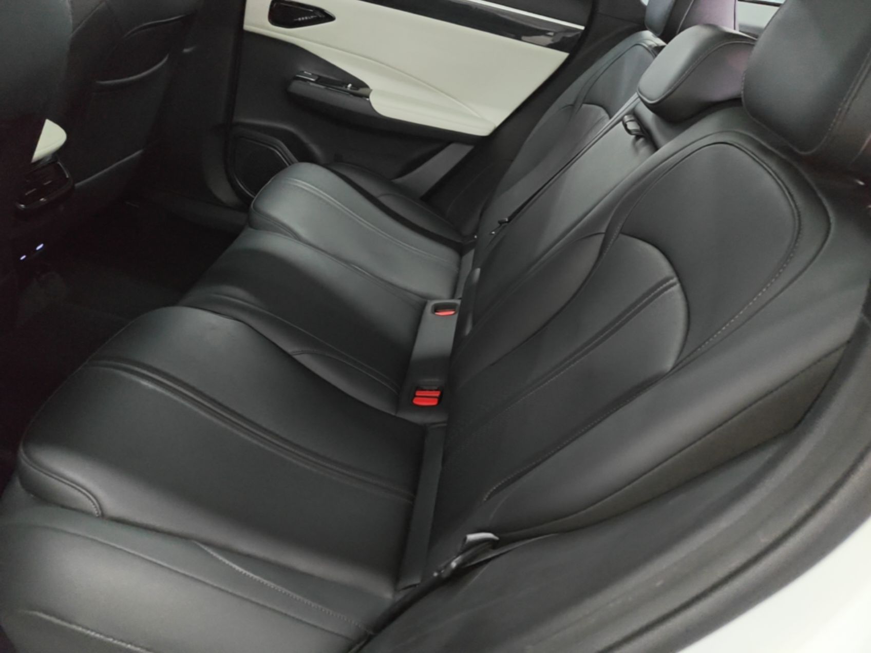 Geely Galaxy L7 2024 1.5T 55km PRO Dragon Edition — снимка 20