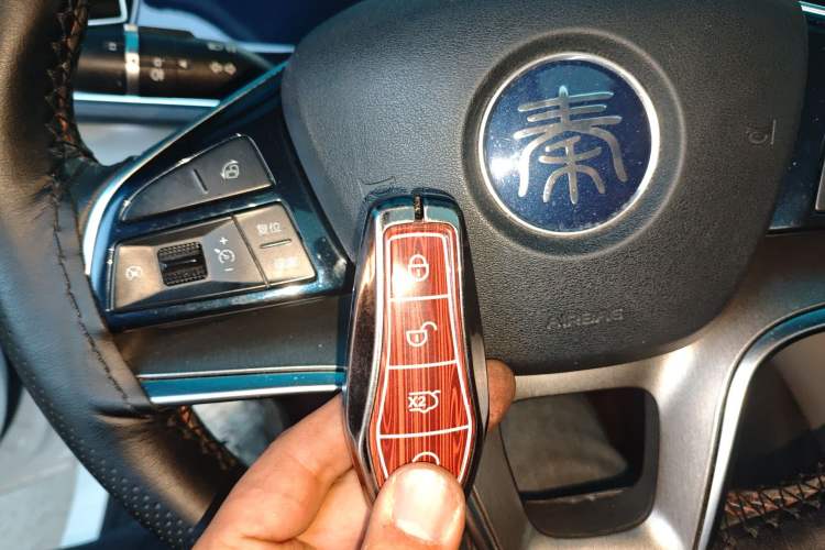 Used BYD Qin PLUS 2021 EV 400KM Luxury Model
