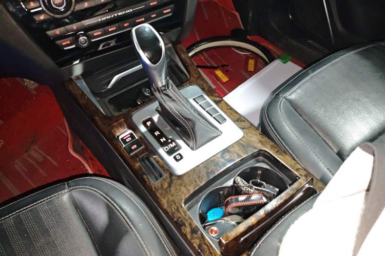 Used Hanteng X7 2018 X7S 1.5T Automatic Luxury Model Gear Lever