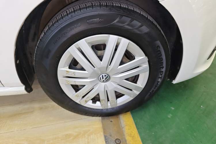 Used Volkswagen Polo 2018 1.5L Automatic Advanced Driving Model Right Front Wheel Hub