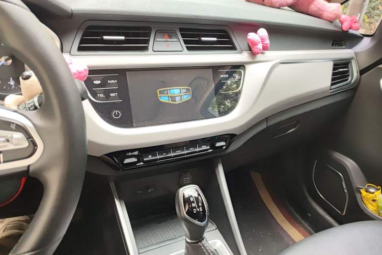 Used Geely Auto Vision X3 2019 Upgraded Model 1.5L CVT Prestige Version
