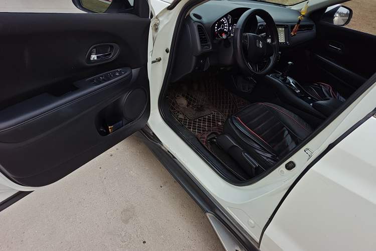 Used Honda Vezel 2015 1.8L Manual Two-Wheel Drive Elite Version
