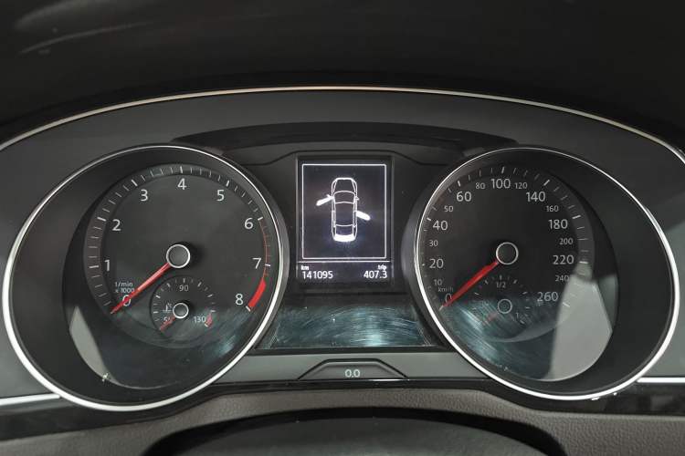 Used Volkswagen Magotan 2019 330TSI DSG Luxury Model China V Standard Instrument Cluster