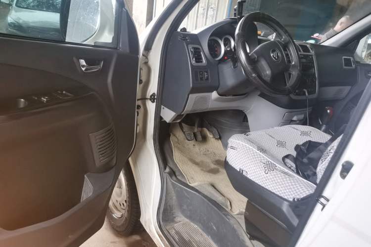 Used Foton MP-X E 2017 2.0L New Express Long Wheelbase 4Q20M