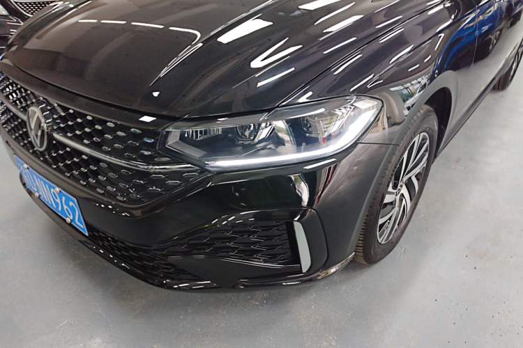 Used Volkswagen Lavida 2024 300TSI DSG Starry Sky Deluxe Edition Left Front Headlight