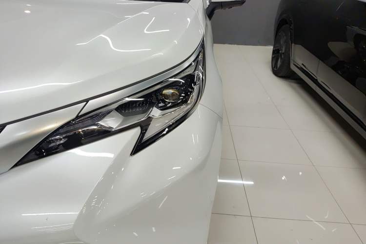 Used Toyota Sienna 2024 2.5L Hybrid Four-Wheel Drive Prestige Edition