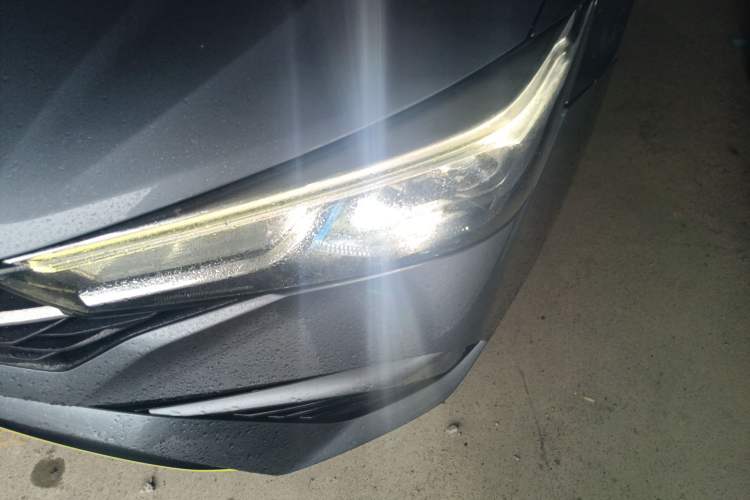 Used Roewe i5 2021 1.5L CVT Starry Edition
