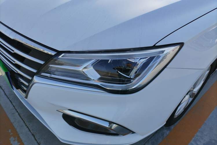 Used Roewe i5 2020 1.5L Manual 4G Connect Luxury Edition
