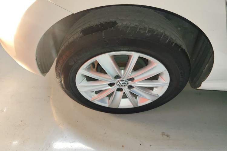 Used Volkswagen Polo 2014 1.6L Automatic Comfort Edition