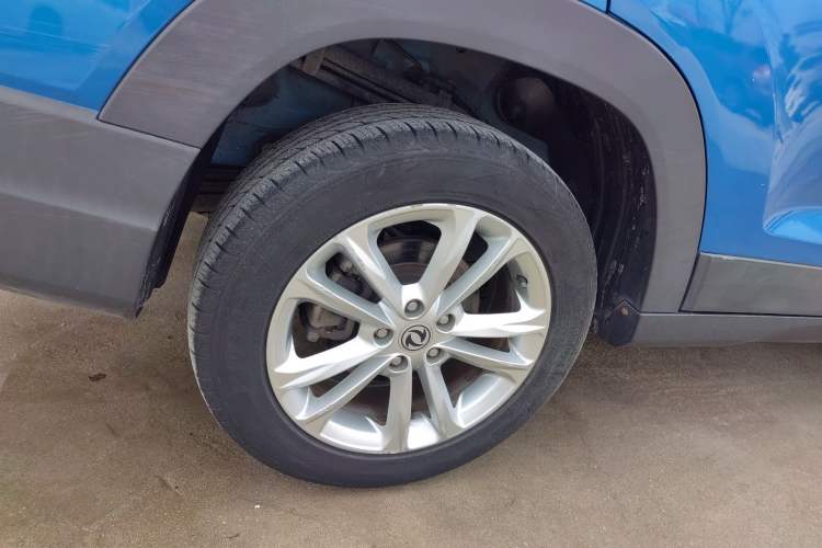 Used Dongfeng Fengon S560 2019 1.8L CVT Elite Model Right Rear Wheel Hub