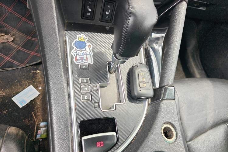 Used Dongfeng Aeolus AX7 2015 2.3L Automatic ZhiZun Version
