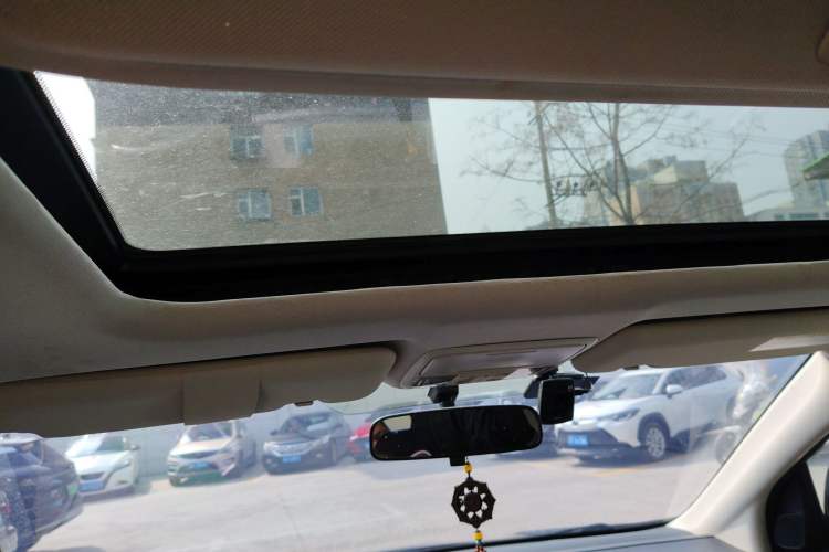 Used Honda CR-V 2015 2.4L Four-Wheel Drive Prestige Edition