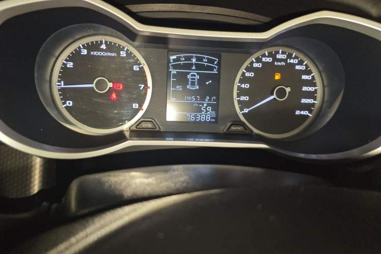 Used Geely Auto Emgrand GS 2016 Sports Edition 1.8L Manual LingShang Model Odometer Close Up