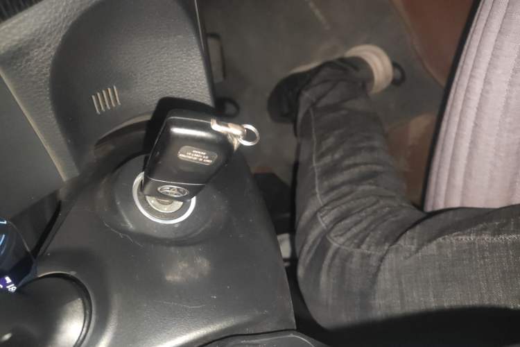 Used Toyota Corolla 2016 1.6L CVT GL-i Cool Edition