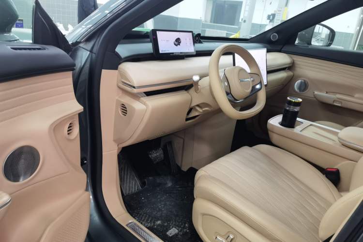 Used EXEED Star Era ET 2025 Extended-Range 265 Max Two-Wheel Drive Urban Advanced Driver Assistance
