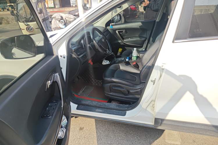 Used Bestune X80 2015 2.0L Automatic Comfort Anniversary Edition
