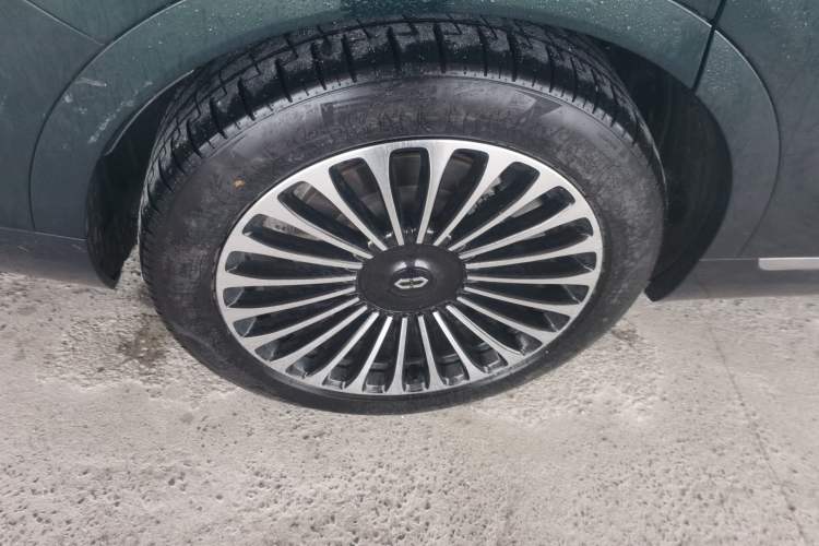 Used Hima AITO M9 2024 Range-Extended Ultra Version 42 kWh 6-Seater Model