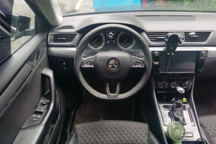 Used Skoda Superb 2018 TSI330 DSG Comfort Edition China VI Standard

