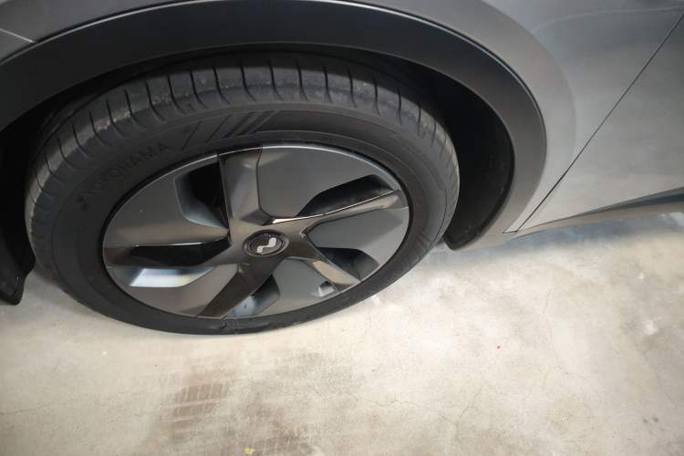 Used ONVO L60 2024 60 kWh Rear-Drive Version