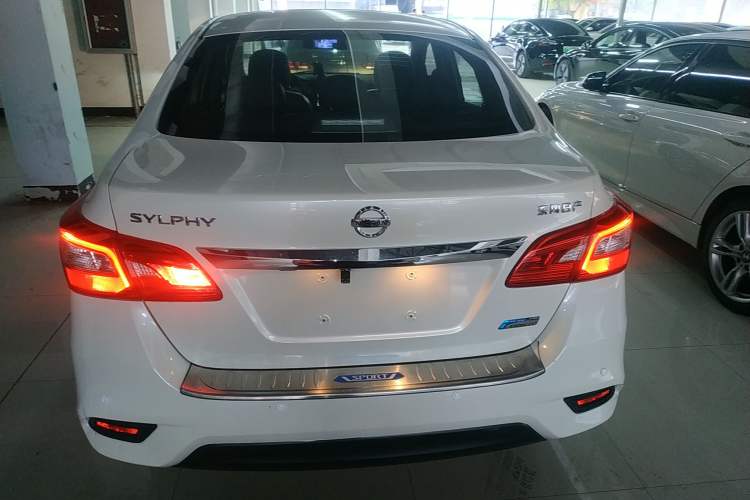 Used Nissan Sylphy 2019 1.6XV CVT Smart Connect Luxury Edition China VI Standard