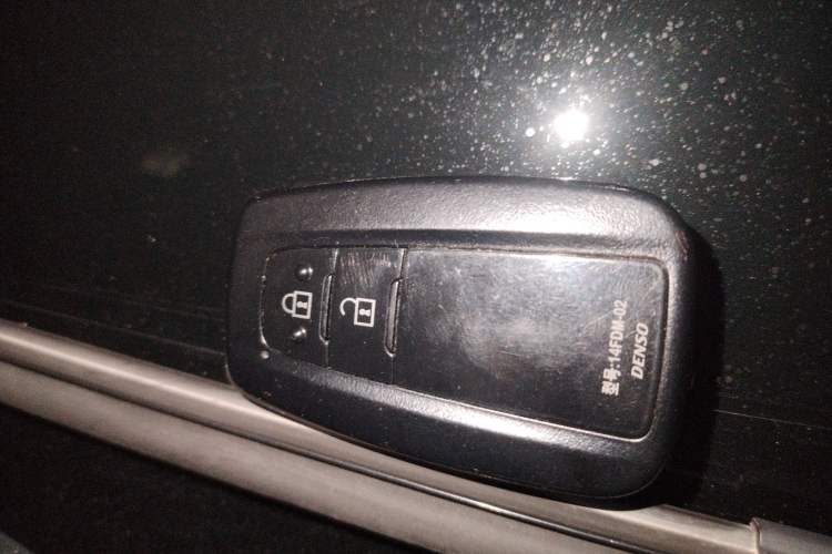 Used Toyota RAV4 2020 Dual-Engine 2.5L E-CVT Two-Wheel Drive Elite Edition