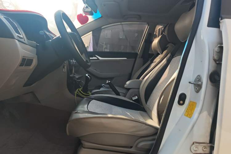 Used Geely Auto Vision 2015 1.5L Manual Happiness Edition